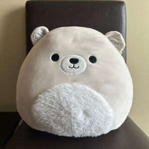 Brooke the polar bear squishmallow